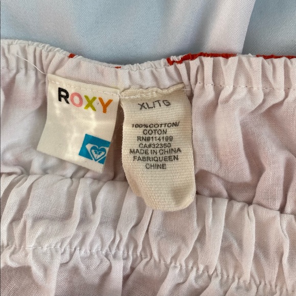 🌷3/$25🌷 Roxy Halter dress - Picture 3 of 3